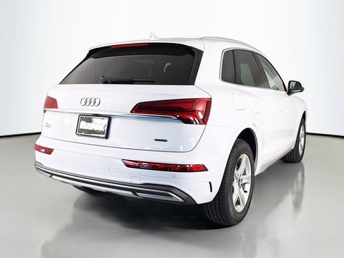Used 2023 Audi Q5 2.0T Premium w/ Convenience Package AWD/4WD image 7
