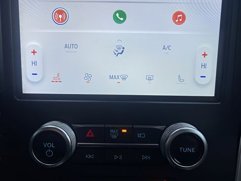 Used 2023 Ford Edge SEL image 20