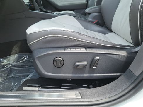 Used 2023 Volkswagen Arteon SEL AWD/4WD image 26
