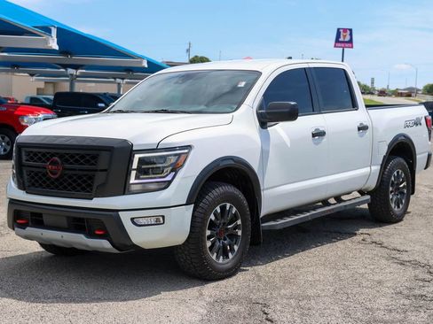 Used 2023 Nissan Titan PRO-4X w/ Off Road Protection Package AWD/4WD image 6