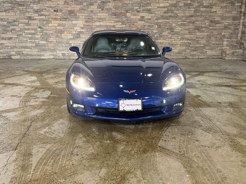 Used 2005 Chevrolet Corvette Coupe w/ Preferred Equipment Group image 26