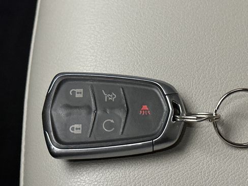 Used 2021 Cadillac XT4 Luxury image 41