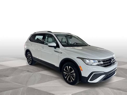 Used 2024 Volkswagen Tiguan S FWD image 2