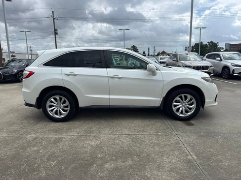 Used 2017 Acura RDX w/ Technology Package FWD image 6