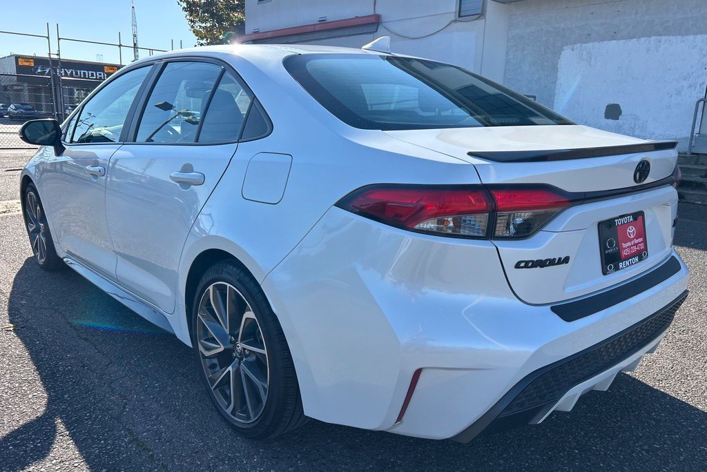 Certified 2022 Toyota Corolla XSE FWD image 7