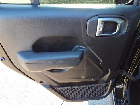 Used 2025 Jeep Wrangler Unlimited Rubicon 4xe w/ Safety Group image 33