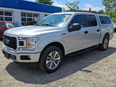 Used 2018 Ford F150 XL w/ Equipment Group 101A Mid AWD/4WD image 3