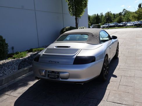 Used 2002 Porsche 911 Carrera RWD image 6