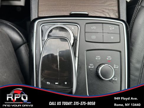 Used 2017 Mercedes-Benz GLS 450 4MATIC image 27