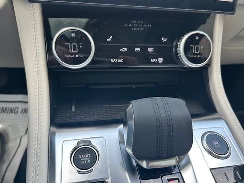 New 2026 Jaguar F-PACE R-Dynamic S image 27