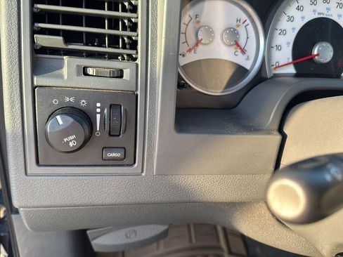 Used 2005 Dodge Dakota SLT w/ Trailer Tow Group image 13