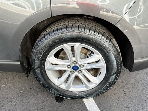 Used 2020 Ford Edge SEL w/ Convenience Package image 24