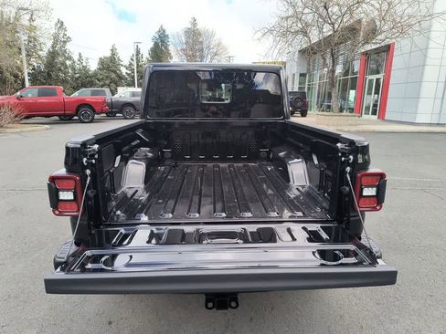 New 2026 Jeep Gladiator Rubicon image 22