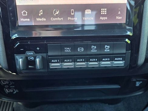 New 2026 RAM 3500 Tradesman AWD/4WD image 24
