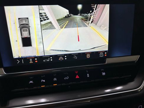 Used 2025 Chevrolet Silverado 1500 High Country w/ High Country Premium Package image 48