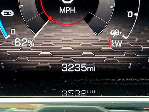 Used 2025 GMC Sierra EV Denali image 14