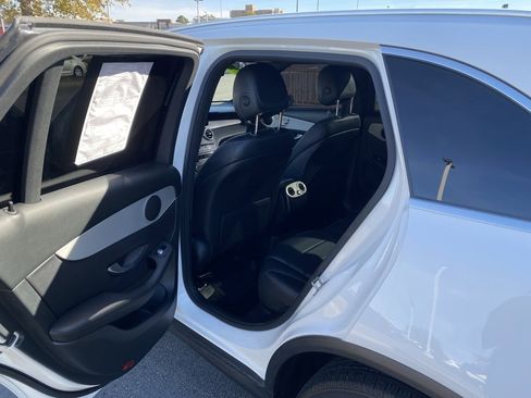 Used 2021 Mercedes-Benz GLC 300 GLC 300 image 26