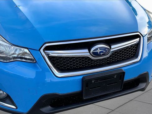 Used 2017 Subaru Crosstrek 2.0i Premium AWD/4WD image 32