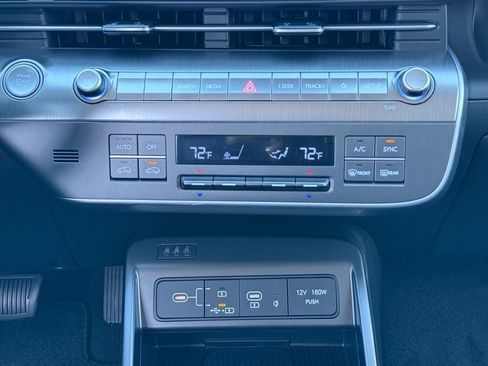 New 2026 Hyundai Kona SEL Premium image 21