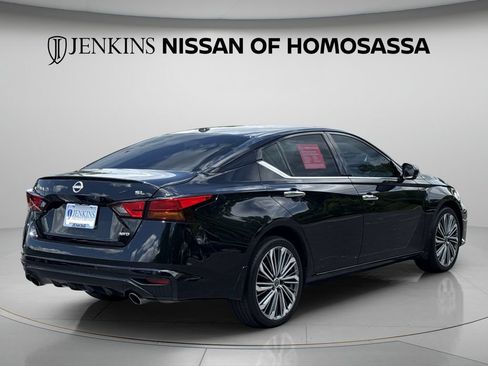Certified 2024 Nissan Altima 2.5 SL AWD/4WD image 6