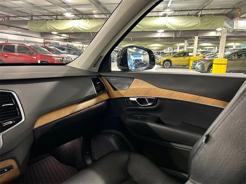Certified 2023 Volvo XC90 B5 Plus w/ Protection Package Premier image 26