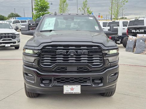 New 2026 RAM 2500 Big Horn AWD/4WD image 10