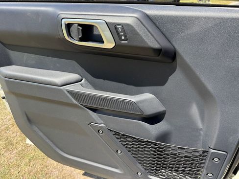 New 2025 Ford Bronco Badlands image 23