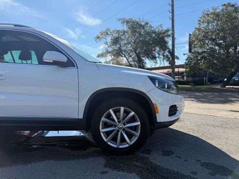 Used 2017 Volkswagen Tiguan Wolfsburg Edition FWD image 37