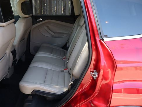 Used 2017 Ford Escape Titanium w/ Equipment Group 301A AWD/4WD image 20