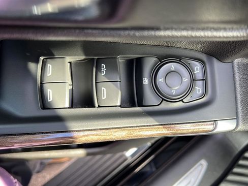 Used 2022 Chevrolet Silverado 1500 LT image 27