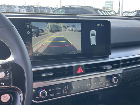 New 2026 Kia Sorento S w/ S Panoramic Sunroof Package image 14