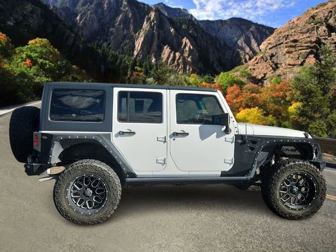 Used 2016 Jeep Wrangler Unlimited Sahara w/ Max Tow Package image 2