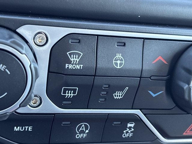 Used 2023 Jeep Gladiator Overland AWD/4WD image 34