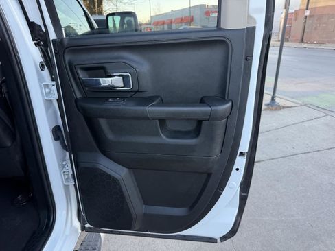 Used 2018 RAM 1500 Laramie w/ Convenience Group image 22