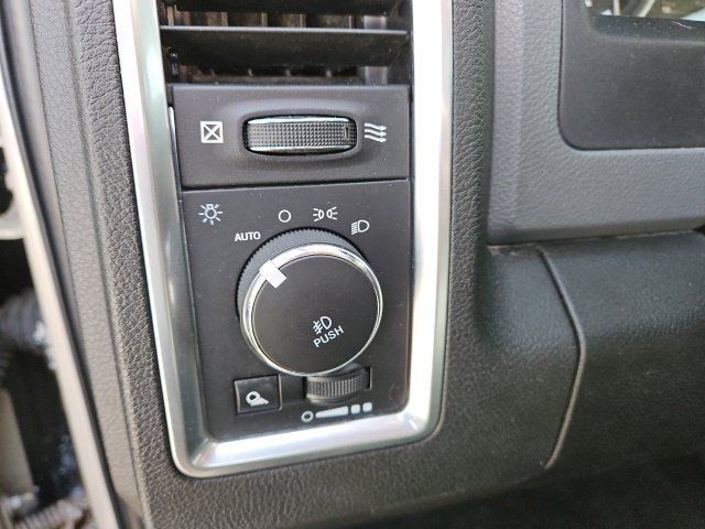 Used 2019 RAM 1500 Warlock AWD/4WD image 18