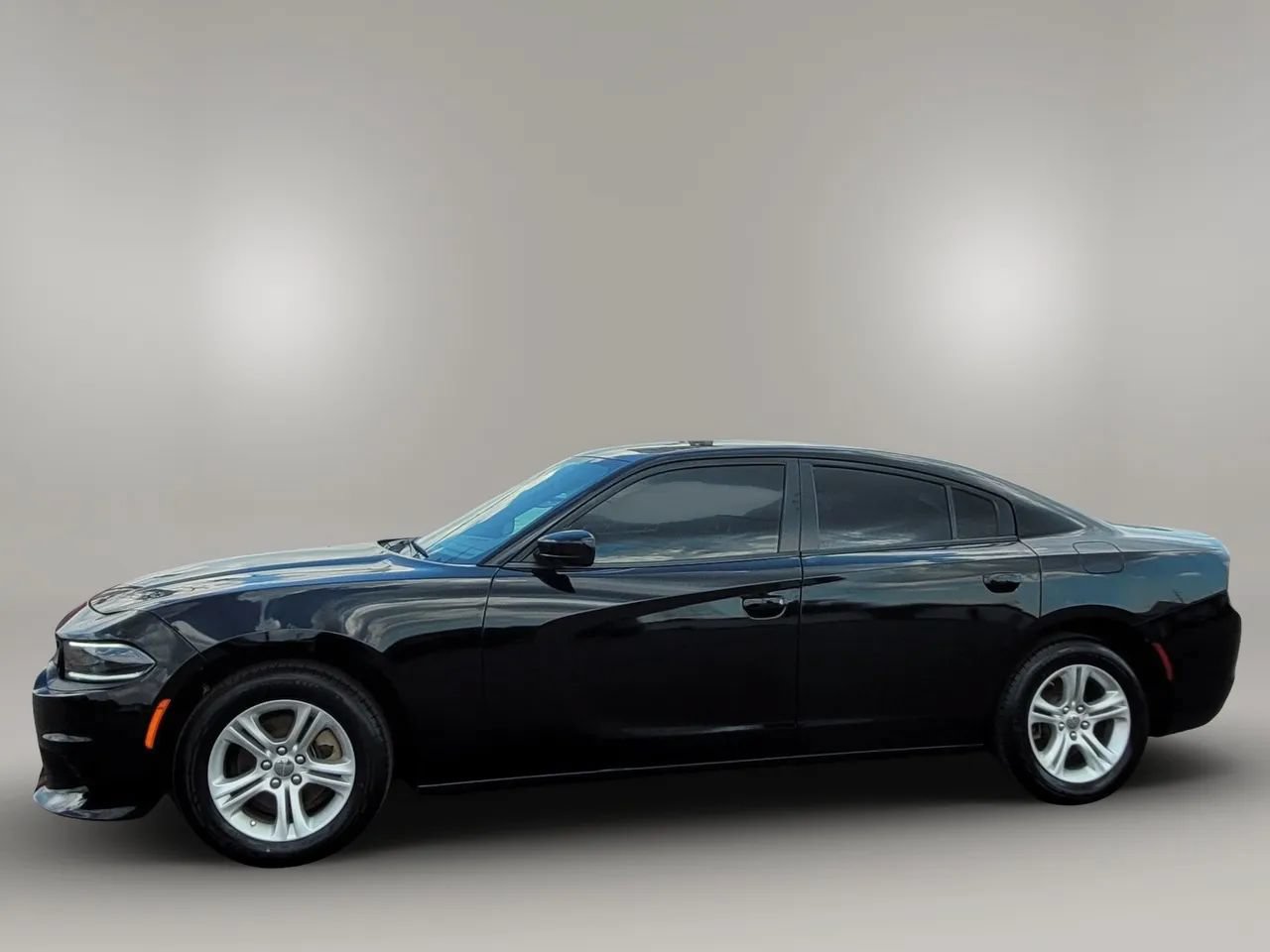Used 2023 Dodge Charger SXT RWD image 20