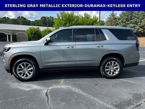 Used 2025 Chevrolet Tahoe Premier AWD/4WD image 14