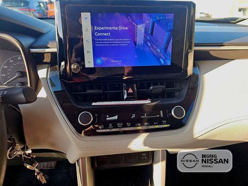 Used 2023 Toyota Corolla Cross L image 16