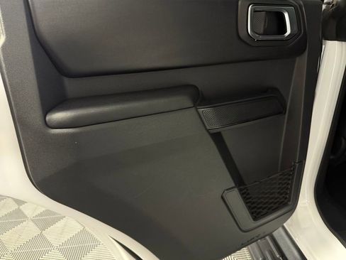 Used 2025 Ford Bronco Outer Banks AWD/4WD image 27