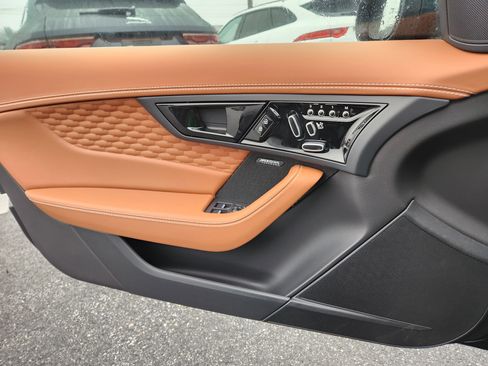 New 2024 Jaguar F-TYPE R image 15