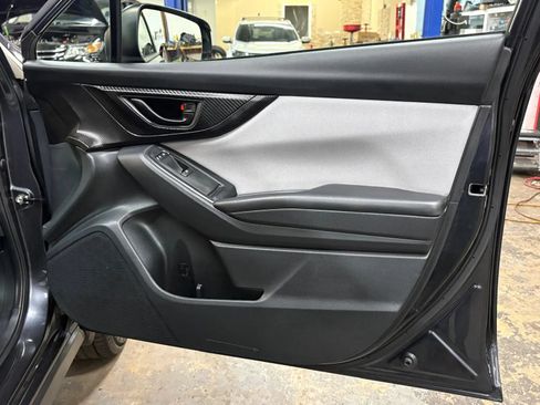 Used 2018 Subaru Crosstrek 2.0i Premium AWD/4WD image 25