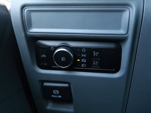 Used 2023 Ford F150 XLT RWD image 15
