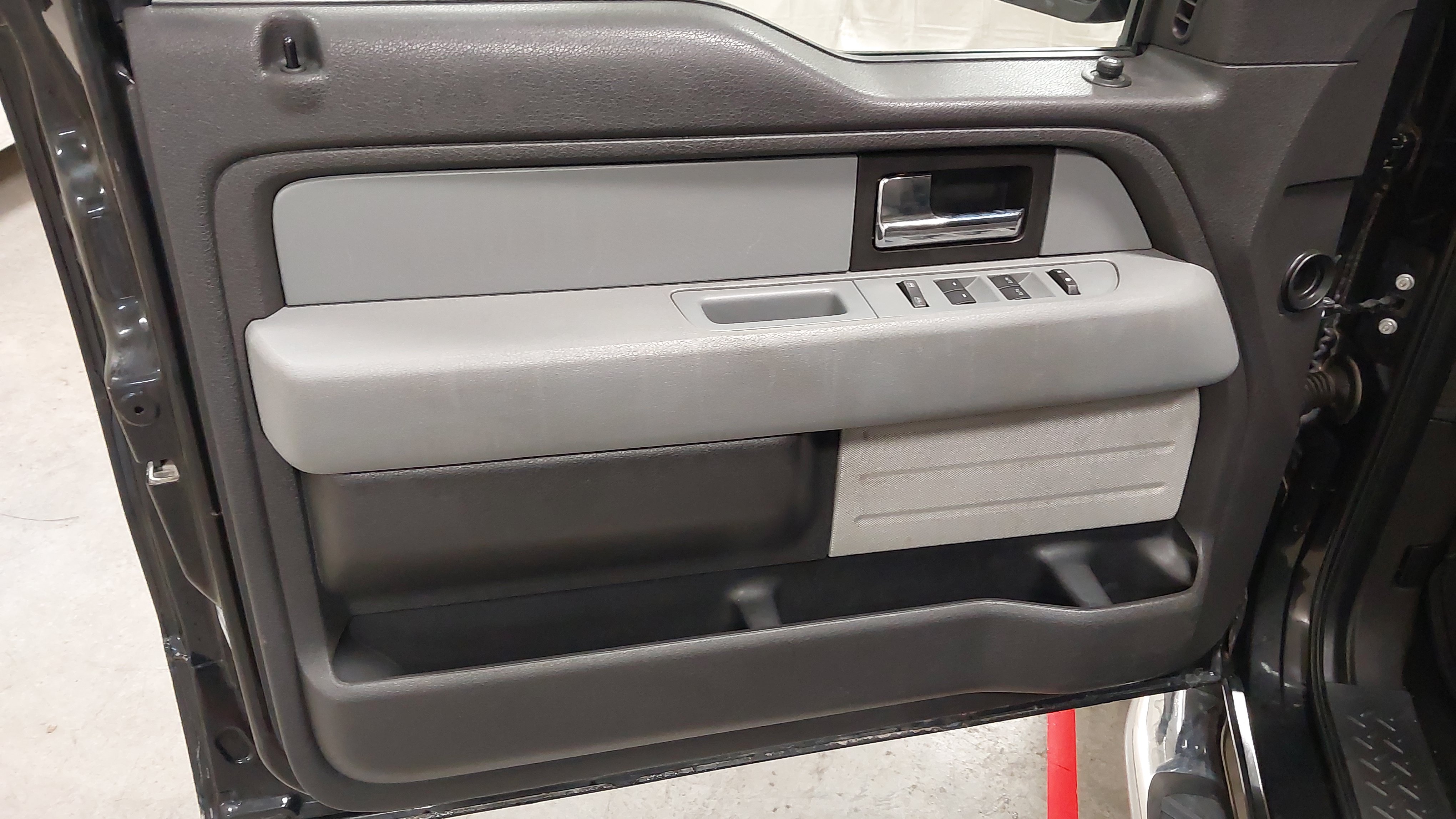 Used 2013 Ford F150 STX w/ Mid Equipment Group AWD/4WD image 20