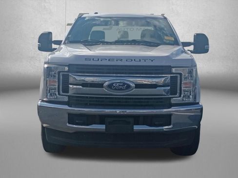 Used 2019 Ford F250 XLT AWD/4WD image 2