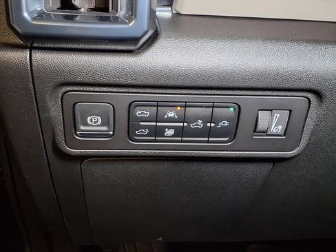 Used 2026 GMC Hummer EV 4x4 Crew Cab image 17