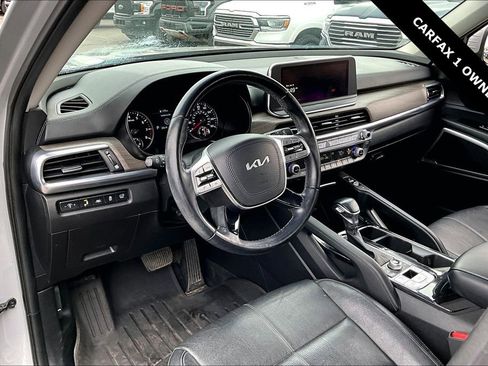 Used 2022 Kia Telluride EX w/ EX Premium Package image 16