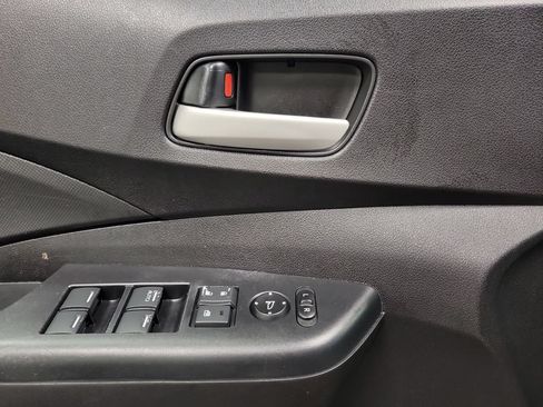 Used 2016 Honda CR-V SE image 25