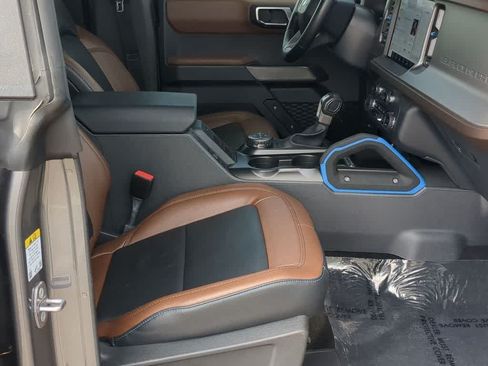 Used 2023 Ford Bronco Outer Banks w/ Sasquatch Package AWD/4WD image 20