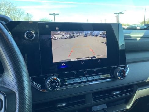 Used 2023 Chevrolet Colorado W/T image 15