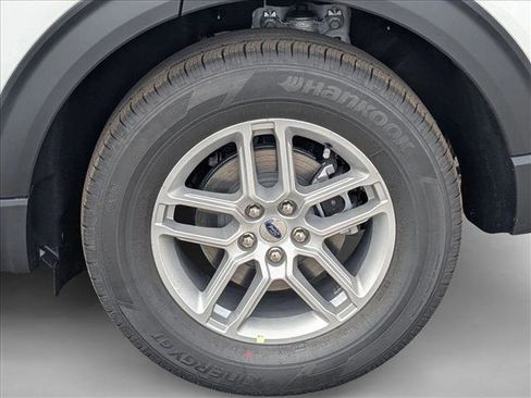 New 2026 Ford Explorer Active image 9